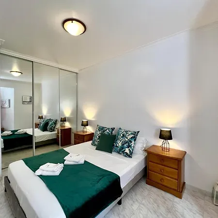 Albufeira Concept 2 With Pool By Homing Apartment