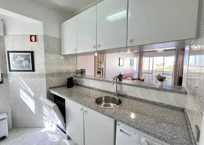 Albufeira Concept 2 With Pool By Homing 아파트 *