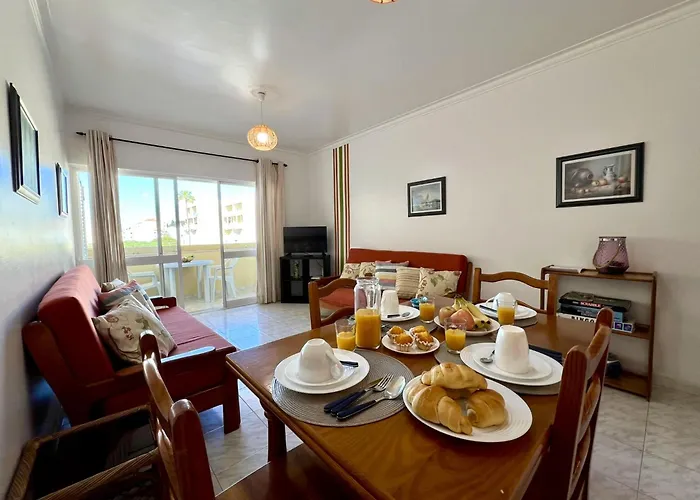 Albufeira Concept 2 With Pool By Homing 아파트 *