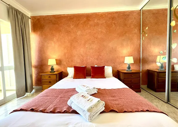 아파트 Albufeira Concept 2 With Pool By Homing Gale (Albufeira)